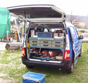 Lindenberg Ortungstechnik Berlin Brandenburg: Einsatzfahrzeug mit Ausstattung zur Leckageortung Lindenberg Ortungstechnik Berlin Brandenburg: Einsatzfahrzeug mit Ausstattung zur Leckageortung